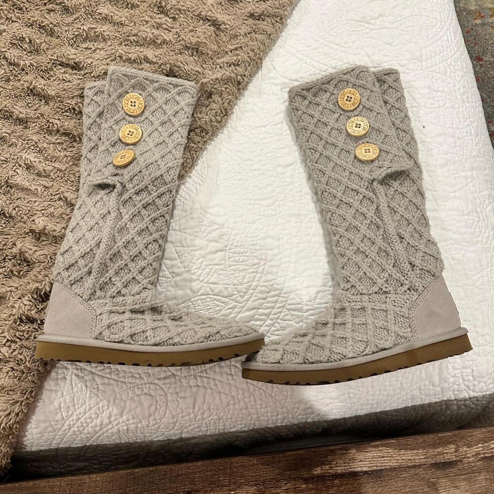 UGG Australia lattice cardy women’s boot